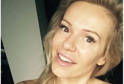 Doda w swoim żywiole. Pozuje w zmysłowym staniku i bez makijażu