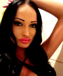 Przed operacjami plastycznymi i z blond włosami. Tak wyglądała kiedyś jedna z sióstr Godlewskich