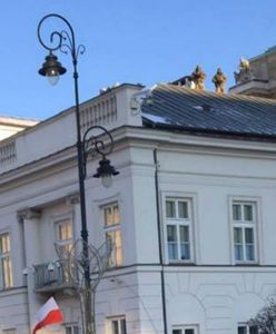 Przygotowania do miesięcznicy. Snajperzy chroniący polityków już siedzą na dachu