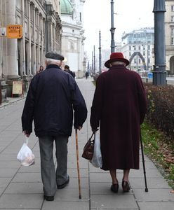 OPZZ chce zadbać o wdowy i wdowców. Proponuje podniesienie świadczeń