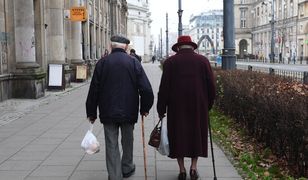 OPZZ chce zadbać o wdowy i wdowców. Proponuje podniesienie świadczeń