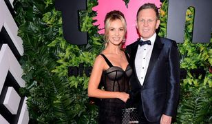 Ponętna Izabela Janachowska na balu TVN. Długi tren okazał się pułapką