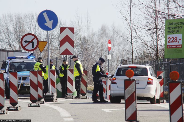 17 marca Unia Europejska podjęła decyzję o zamknięciu granic zewnętrznych.