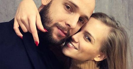 Agnieszka Kaczorowska kusi w bikini na romantycznym zdjęciu z mężem. Ogień!