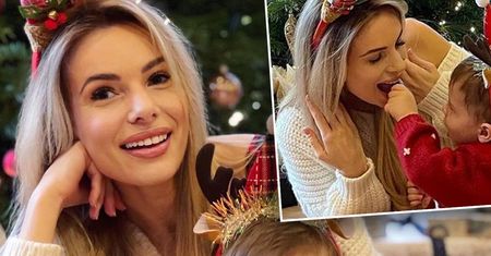 Iza Janachowska i jej świąteczna sesja z synem. Słodko i rodzinnie. Ale to, co ma na sobie dziwi już bardziej