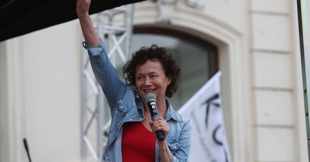 Joanna Szczepkowska podsumowuje 30 lat: ani z lewicą, ani z prawicą