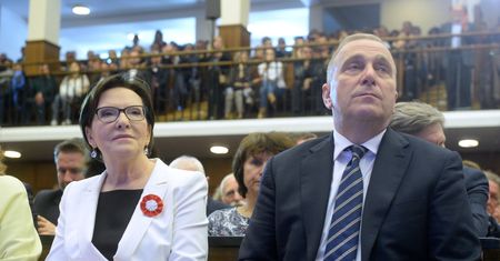 Wybory do PE. Zdrowiem w PiS. Sondaż zdecydował, że Koalicja Europejska postawiła na jeden temat