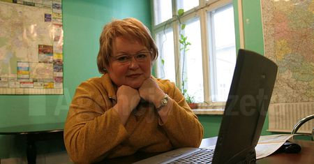 Szaleje na Twitterze, z jej usług skorzystał MSZ. Kim jest Irena Szafrańska