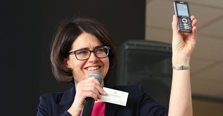 Świetny ruch Ministerstwa Cyfryzacji. Może "zabić" SMS-owych naciągaczy
