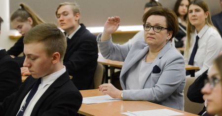 Sondaż WP. Polacy nie chcą religii w szkołach i katechetów jako wychowawców