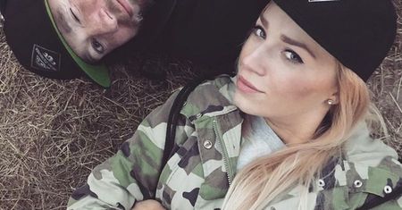 Martyna Gliwińska bawi się na Open'erze z Jarkiem Bieniukiem. Urocze zdjęcie!