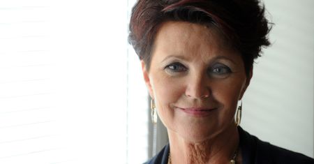 Dawno jej nie widziano. Jolanta Kwaśniewska pojawiła się na wystawie w Krakowie