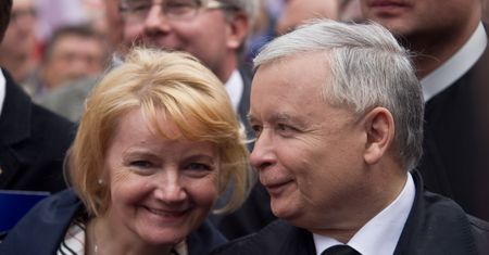 Elżbieta Witek o śmierci Jolanty Szczypińskiej. "Prezesa Kaczyńskiego bardzo to dotknęło"