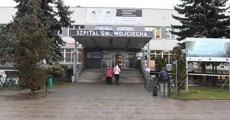 Pediatra i pielęgniarka zakażeni koronawirusem. Gdański Szpital na Zaspie zamyka oddziały