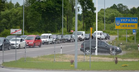 Bracia z Podkarpacia mają blisko 5 tys. aut. Wszystkie jeżdżą po Ukrainie