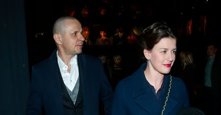 Bartłomiej Topa na premierze z partnerką młodszą o 20 lat