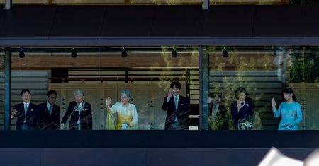 Monarchia, czyli kosztowna zabawa w króla i królową