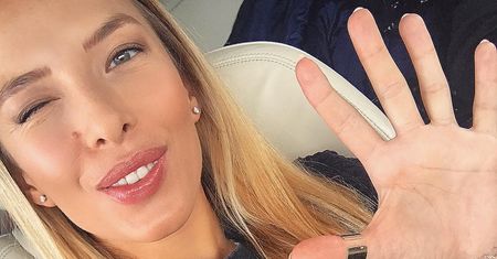 Nie zajączki i kurczaki, ale krzyż. Chodakowska dopełnia swojej tradycji, a fani oburzeni "katolickim bełkotem"