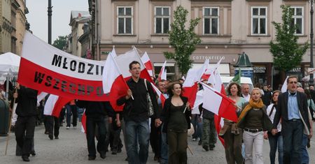 Obywatele RP i Młodzież Wszechpolska razem? Wyjątkowa chwila