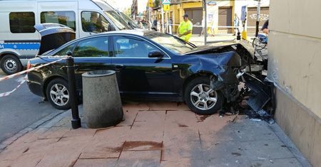 Wypadek celebrytki w Warszawie. Mieszkańcy Pragi chcą zamknięcia Ząbkowskiej dla aut. "My tu żyjemy!"