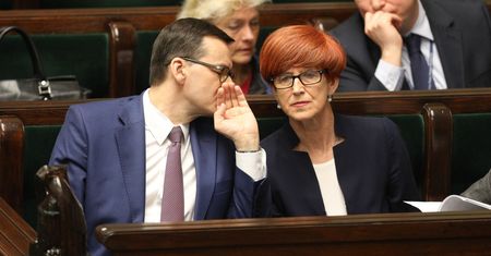 Elżbieta Rafalska: 500+ na pierwsze dziecko na rządzie już w przyszłym tygodniu