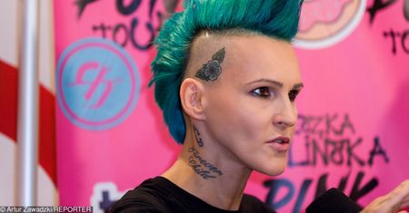 Chylińska przyznała się do traumy po związku ze starszym facetem. Karolina i Justyna myślą inaczej