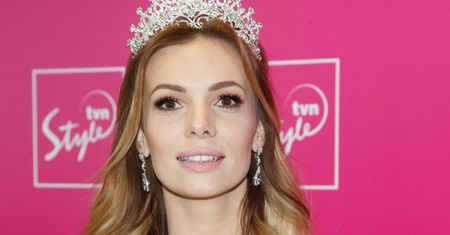 Izabela Janachowska w sukni ślubnej i diademie. Wyszło modnie?