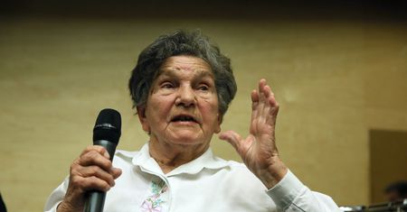 Walczyła w Powstaniu Warszawskim. Traczyk-Stawska komentuje wpis Klepackiej