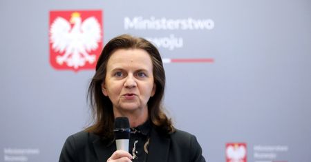 Koronawirus. "Trzynastki" i inne świadczenia niezagrożone, padła deklaracja z ZUS