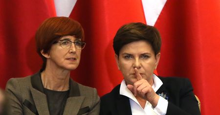 Rząd obniża wiek emerytalny. Chwali się tymi danymi