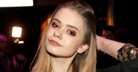 Julia Wróblewska chodzi na psychoterapię. "Wystawili 6-latkę na czerwony dywan"