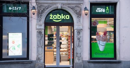 Koronawirus. Żabka zachęca do wspierania szpitali. Wystarczy mieć aplikację mobilną