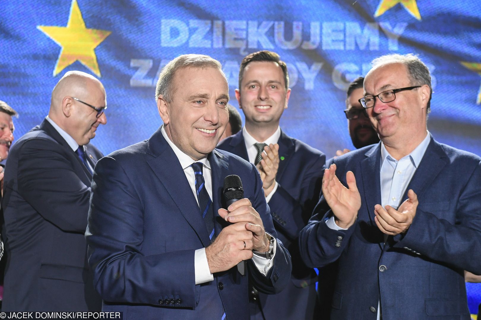 Sondaż wskazuje, że opozycja powinna pójść do wyborów razem