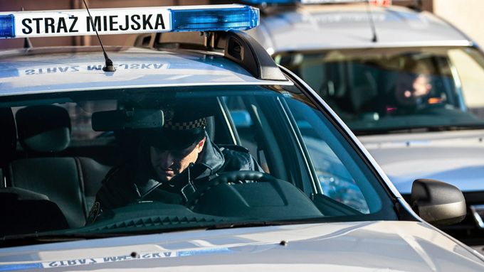 Młody mężczyzna popełnij samobójstwo w aucie straży miejskiej