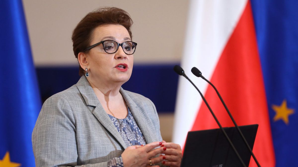 Anna Zalewska nie jest w stanie porozumieć się z nauczycielami ws. płac