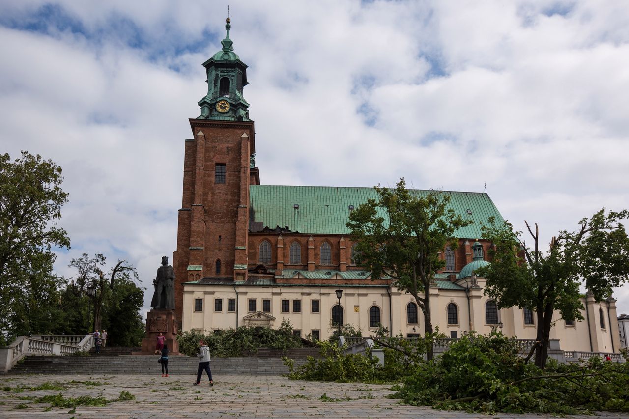 Katedra gnieźnieńska jak Titanic. "Orkiestra grała do samego końca"