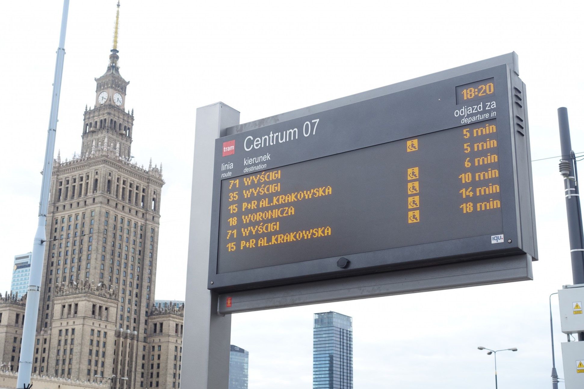 Warszawa. Podczas weekendu wprowadzone zostaną zmiany w ruchu i komunikacji miejskiej.