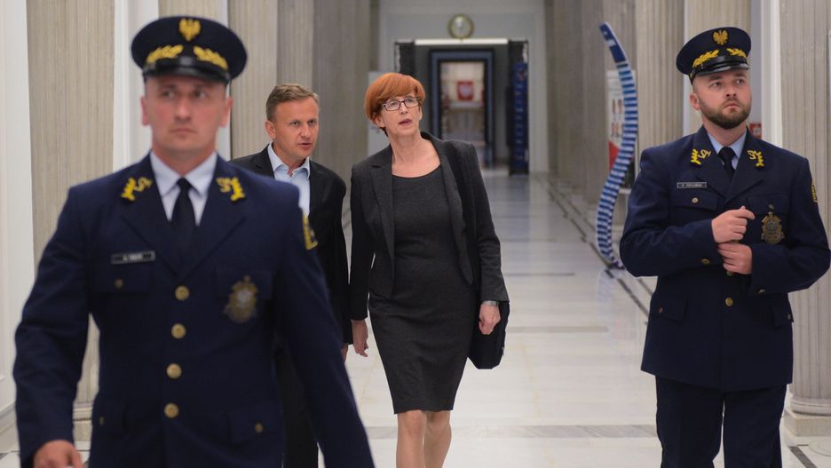 Rafalska spotkała się z protestującymi 