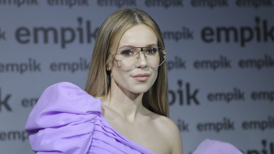 Doda usuwa tautaże związane z Radosławem Majdanem