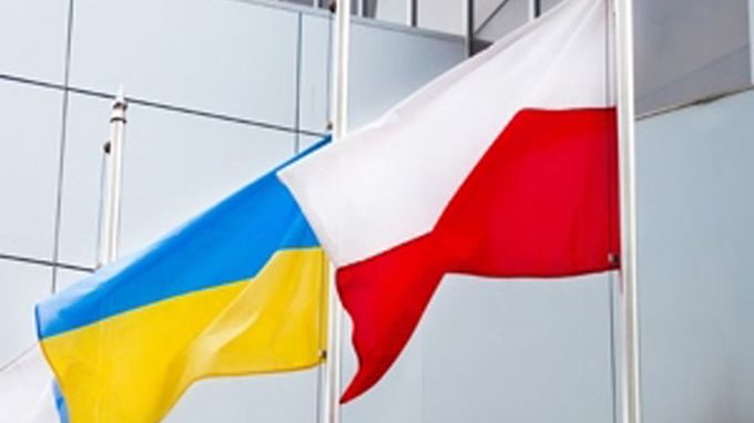 MSZ: działalność naukowa i artystyczna nie stanowi przestępstwa w rozumieniu krytykowanej ustawy