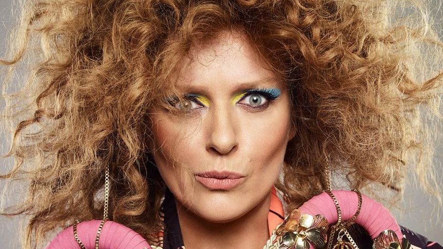 Kasia Nosowska ostatnio rozbija bank z popularnością. Wydała świetny singiel, napisała książkę i... zamieniła się w Beyonce