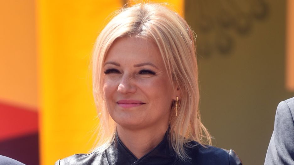 Anna Pieczarka w trakcie symbolicznego wbicia pierwszej łopaty na budowie obwodnicy Koszyc 17 lipca 2019 roku