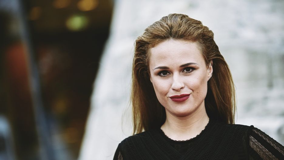 Kaja Paschalska z ciążowym brzuchem