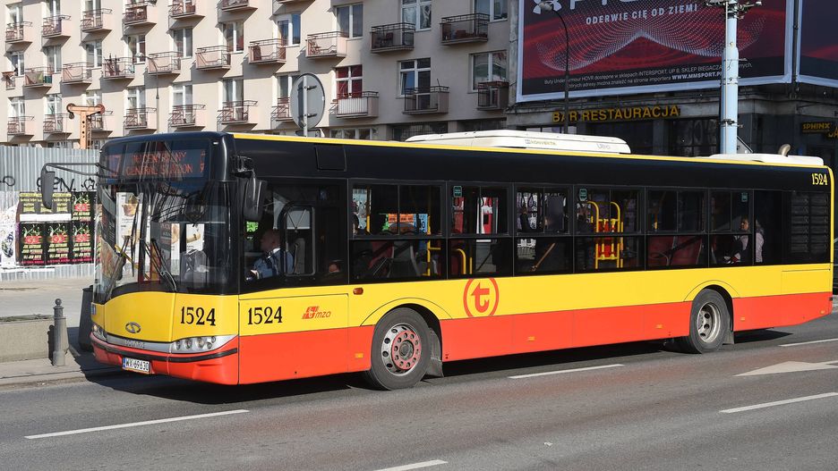Komunikacja miejska. Co szósta osoba korzysta z komunikacji bez biletu