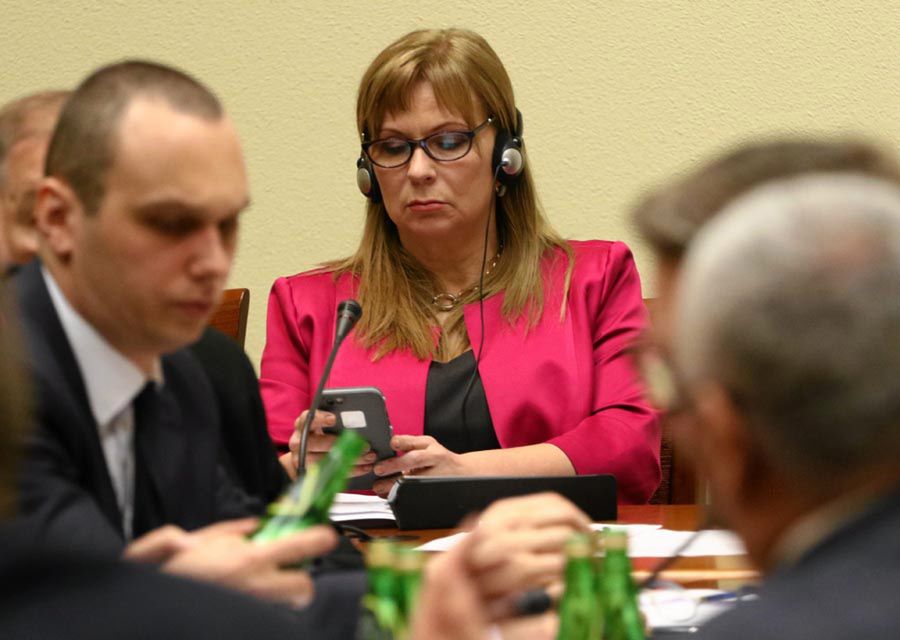 Gosiewska: strzelnica to bardzo fajny, rodzinny sposób na spędzanie wolnego czasu 