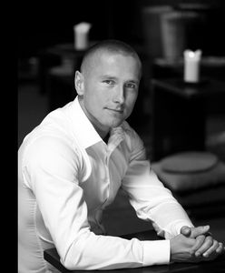 Artur Ligęska więziony w Emiratach Arabskich. Trwa zbiórka na pomoc prawną