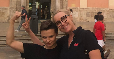 Agata Młynarska spędza wakacje z siostrzenicą i jej żoną. Urocze zdjęcia z Hiszpanii