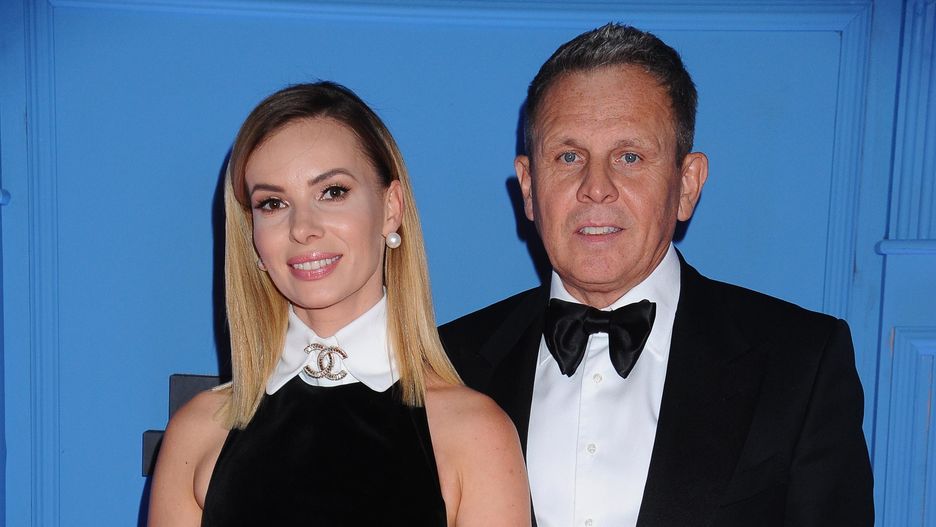 Izabela Janachowska i Krzysztof Jabłoński pojawili się we wrześniu na balu Fundacji TVN. Na chrzest synka nie mają czasu
