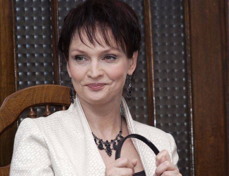 Szok! Adrianna Biedrzyńska ma guza mózgu! "Wczoraj znowu uciekłam spod łopaty"