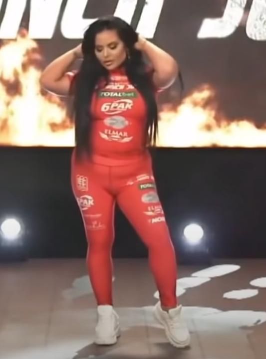 Esmeralda Godlewska z nadwagą